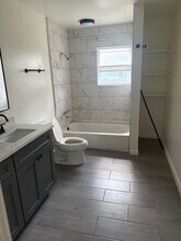 4517 Hirsch Rd in Houston, TX - Building Photo - Building Photo