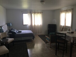 235 Waikahe Rd in Hilo, HI - Building Photo - Building Photo