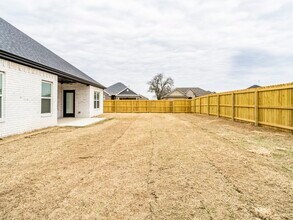 441 Willow Dr in Centerton, AR - Building Photo - Building Photo