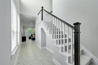 1051 Kenney Fort Crossing in Round Rock, TX - Building Photo - Building Photo