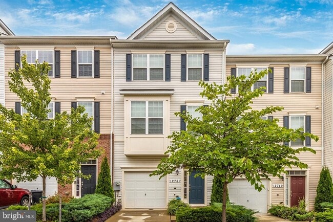 property at 12751 Longford Glen Dr