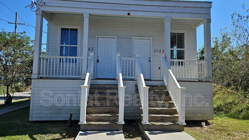 3145 Piety in New Orleans, LA - Foto de edificio