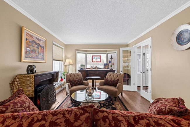 17608-17693 93 Ave NW