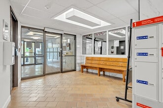766-766 John Counter Blvd in Kingston, ON - Building Photo - Building Photo