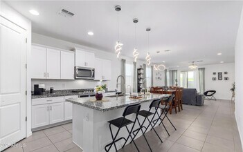 5613 W Notch Hill Rd in Phoenix, AZ - Building Photo - Building Photo