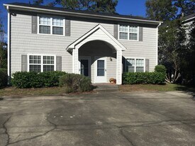 594 Hammock Ave in Murrells Inlet, SC - Building Photo
