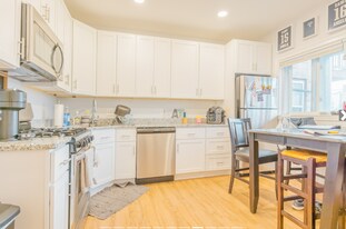 219 Bennington St, Unit 3 in Boston, MA - Building Photo