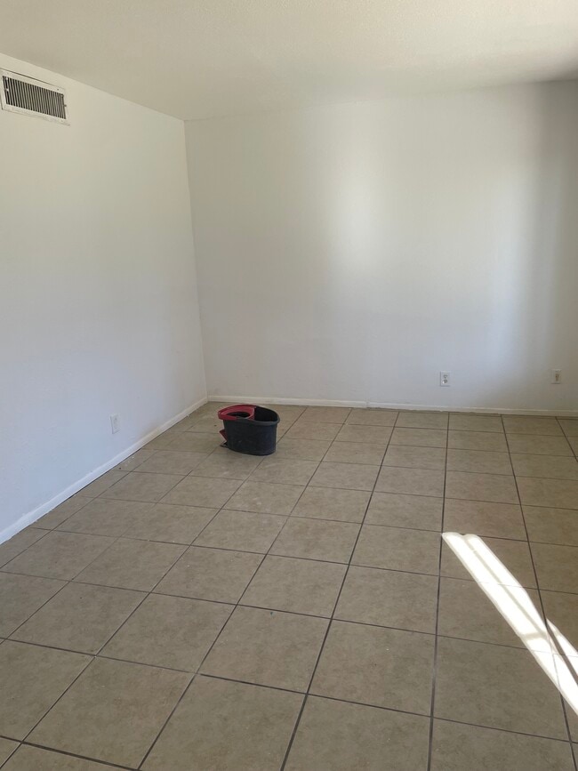 2408 W Campbell Ave, Unit Tanglewood in Phoenix, AZ - Building Photo - Building Photo
