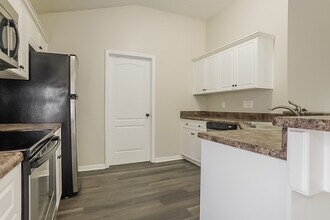 815 Westlawn Dr in Grovetown, GA - Foto de edificio - Building Photo