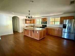 3116 Alenes Dr in Gainesville, GA - Building Photo - Building Photo