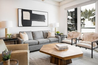 5 Wildwood Rd W in Big Sky, MT - Building Photo - Building Photo