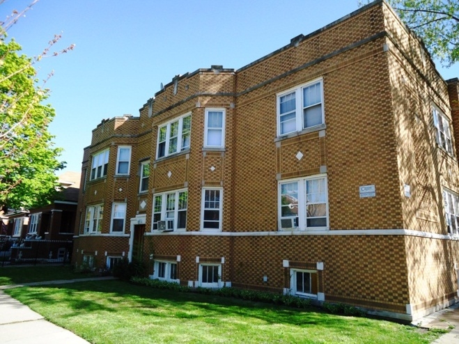 Demington Apartments in Chicago, IL - Building Photo