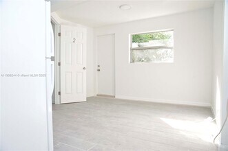 1323 N Federal Hwy in Hollywood, FL - Building Photo - Building Photo