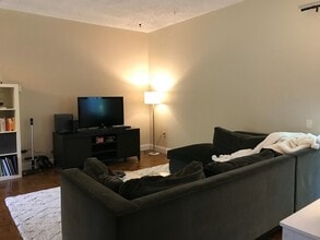 292 Nelson Ave in Saratoga Springs, NY - Building Photo - Building Photo