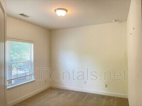 11165 Gates Terrace in Duluth, GA - Building Photo - Building Photo