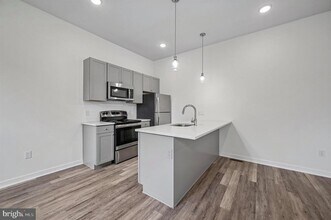 4912 Baltimore Ave in Philadelphia, PA - Building Photo - Building Photo