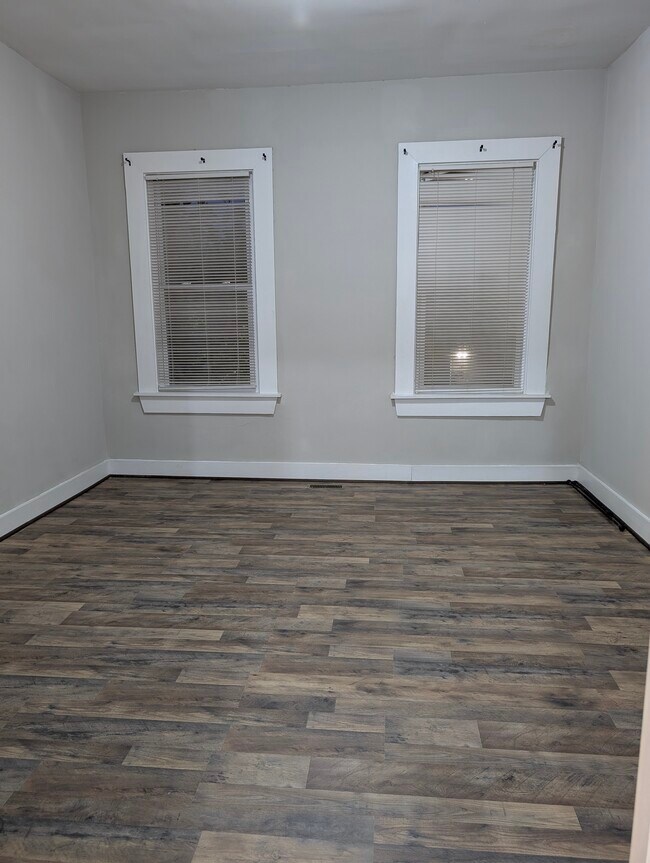 2408 Ashland Ave in Baltimore, MD - Building Photo - Building Photo