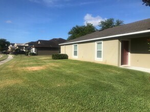 4201 Warwick Hills Dr in Wesley Chapel, FL - Building Photo - Building Photo