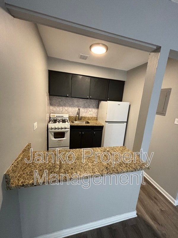 property at 3351 Commercial Ave