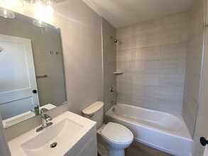64 Holten St, Unit #401 in Danvers, MA - Building Photo - Building Photo