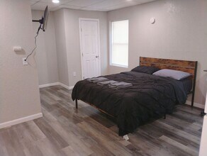 1704 Commercial Ave, Unit 1 in Anson, TX - Building Photo - Building Photo