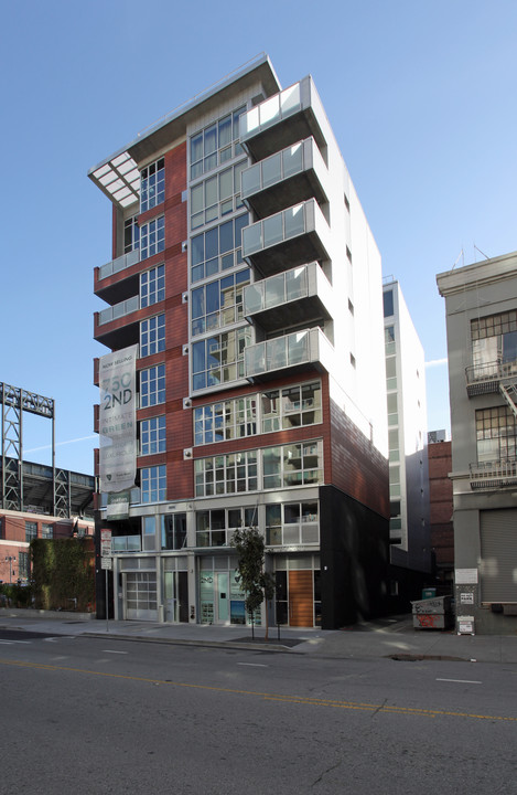 750 2nd St in San Francisco, CA - Building Photo