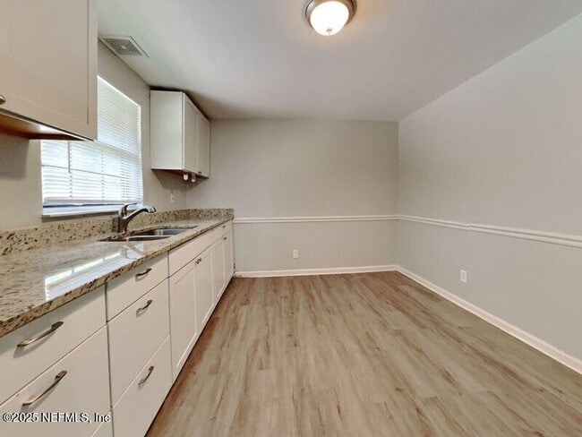6037 George Wood Ln E in Jacksonville, FL - Building Photo - Building Photo