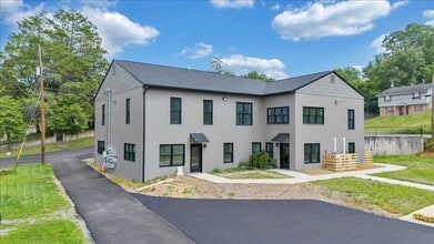 528 E Cleveland Ave in Vinton, VA - Building Photo - Building Photo