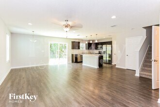 11307 Margarets Landing Pl. in Jacksonville, FL - Foto de edificio - Building Photo