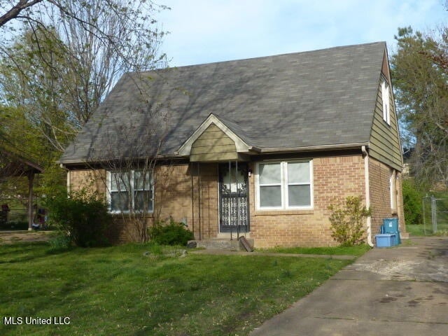 property at 8230 Cedarbrook Dr