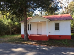 52 S Sawdust Ave in Denmark, SC - Building Photo - Building Photo