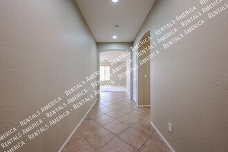 103 W Hawk Way in Chandler, AZ - Building Photo - Building Photo