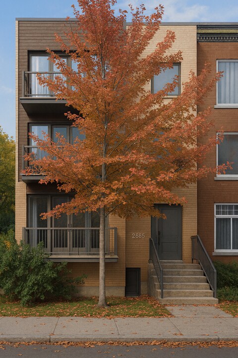 2685 De Rushbrooke Rue in Montréal, QC - Building Photo