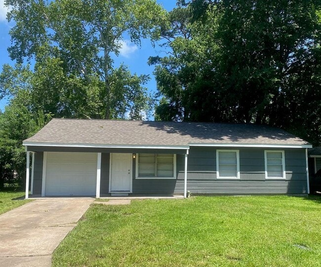 property at 7405 Sterlingshire St