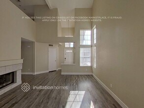 303 Tuscany Ct in Henderson, NV - Building Photo - Building Photo