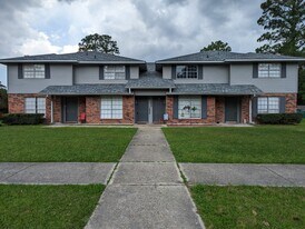 1535 Savannah Dr in Slidell, LA - Building Photo