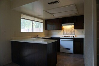 5919 Hidden Valley Trail in Austin, TX - Building Photo - Building Photo