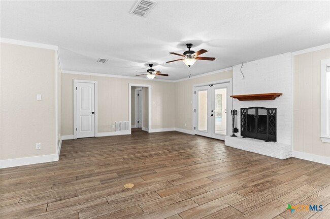 property at 308 Live Oak Dr