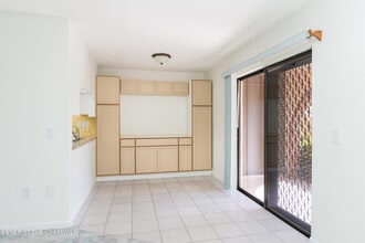 101 San Paulo Cir in West Melbourne, FL - Building Photo - Building Photo