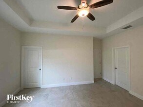 4594 Flamlau Ave in North Port, FL - Building Photo - Building Photo