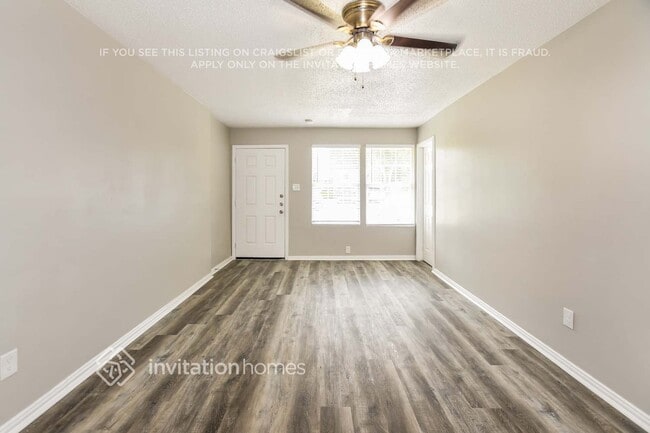 1005 Richard Dr in Garland, TX - Building Photo - Building Photo