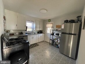 2914 Harvard Ave in Camp Hill, PA - Building Photo - Building Photo