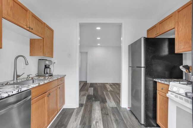 3126 Lynwood Dr NE in Atlanta, GA - Building Photo - Building Photo