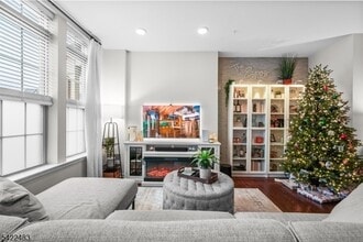 101 Robeson St in Somerville, NJ - Building Photo - Building Photo