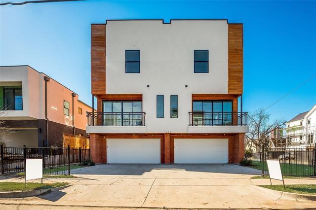property at 1931 N Prairie Ave
