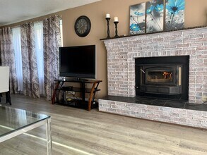 1329 108 Ave in Dawson Creek, BC - Building Photo - Building Photo