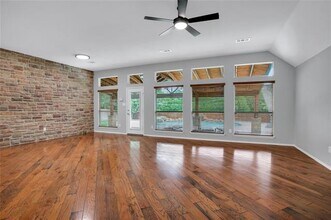 10016 St James St in Fort Worth, TX - Building Photo - Building Photo