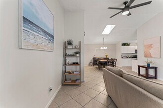 8745 Sol Terrace in West Palm Beach, FL - Building Photo - Building Photo