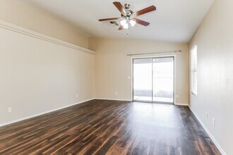 12734 W Via Camille in El Mirage, AZ - Foto de edificio - Building Photo