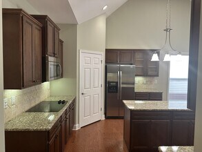 1907 Willoughby Dr in Buford, GA - Building Photo - Building Photo